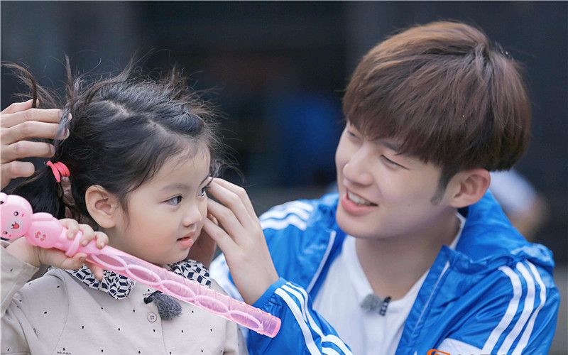 【董力x阿拉蕾】-全世界的人都知道