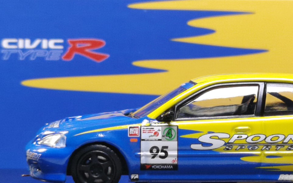 inno 1:64 本田civic type r(ek9) spoon sports改装款 展示