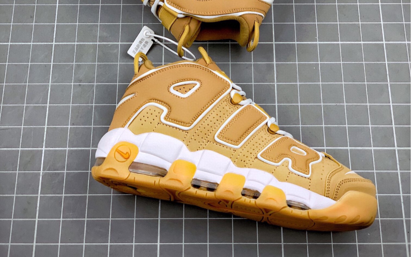 耐克大air皮蓬小麦色 nike air more uptempo 全掌气垫篮球鞋dq4713