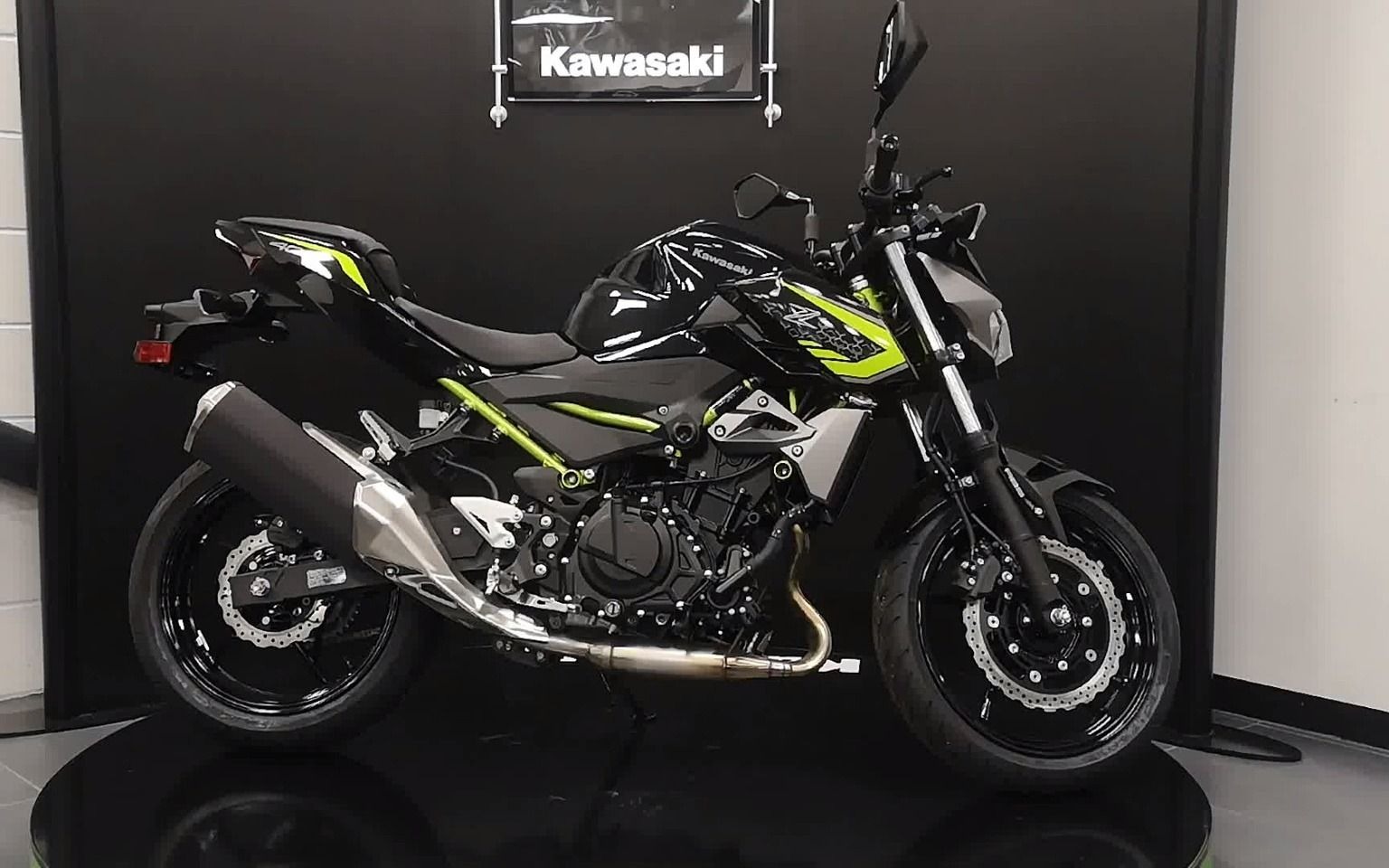 468万的川崎z400这配色爱了