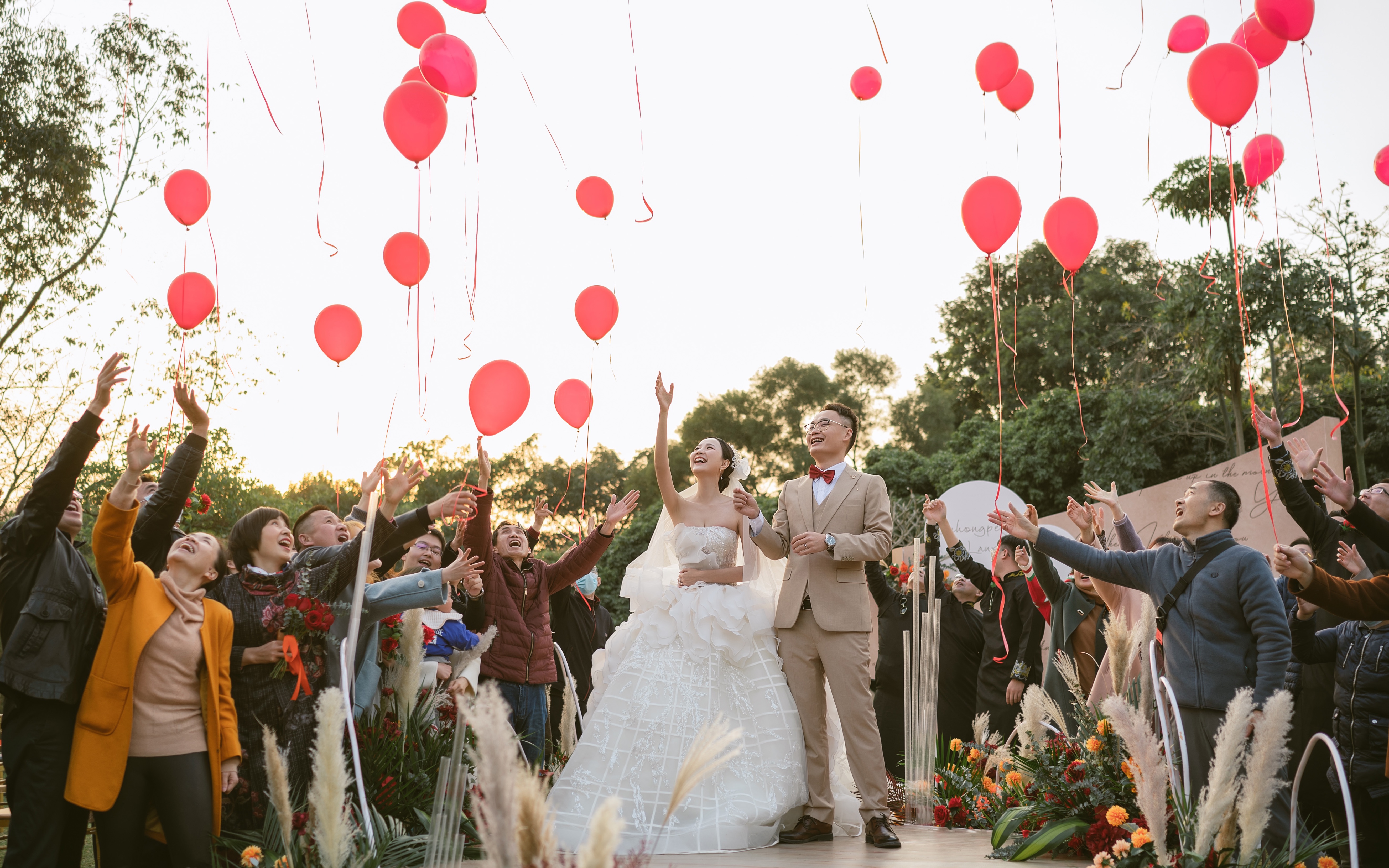 婚礼摄影在南方的冬天里一场户外草坪婚礼第一视角拍摄记录