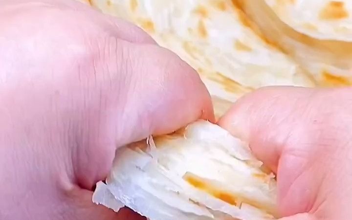 【美食教程】手抓饼在家自己做 再也不用手机买了哔哩哔哩bilibili