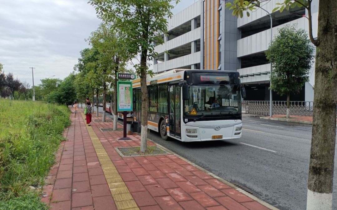 【cdk6182系列纪念】成都公交k17路全程前方展望pov(商贸城枢纽站