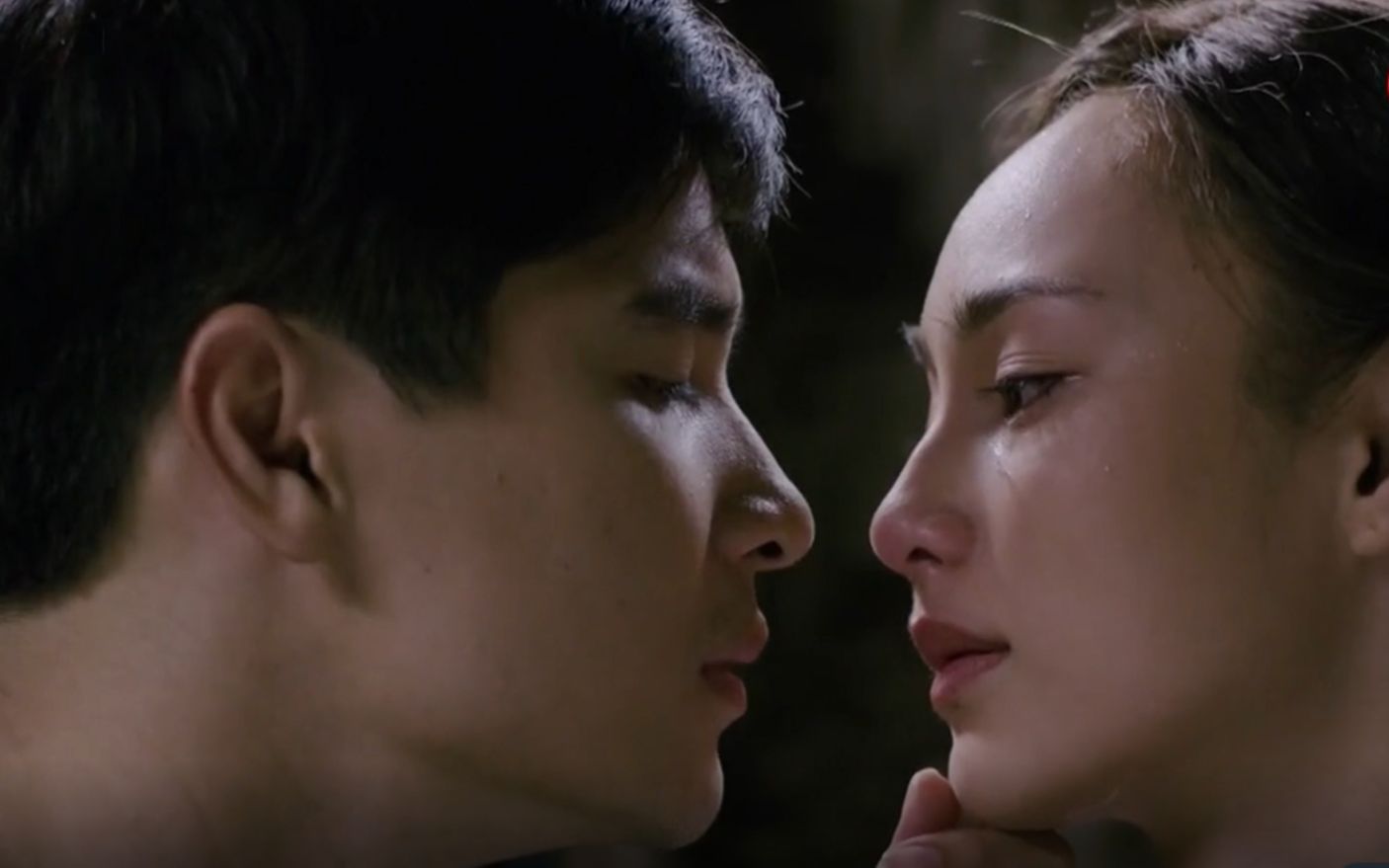 侠盗之反叛之心公主生病做噩梦上尉暖心安慰