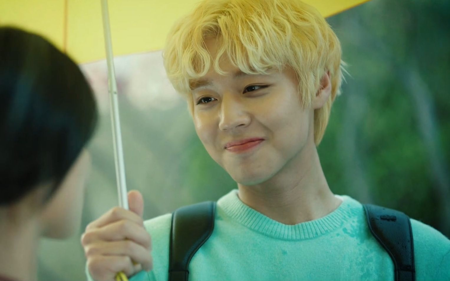 【朴志训】新剧《远看是蔚蓝的春天》预告!_哔哩哔哩_bilibili