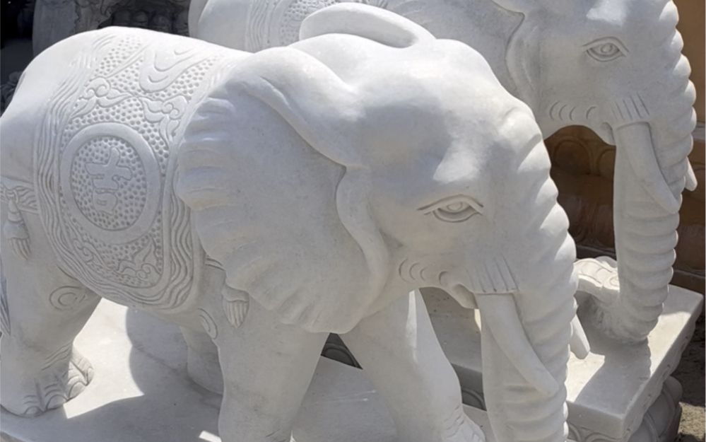 高1米精品汉白玉石雕小象