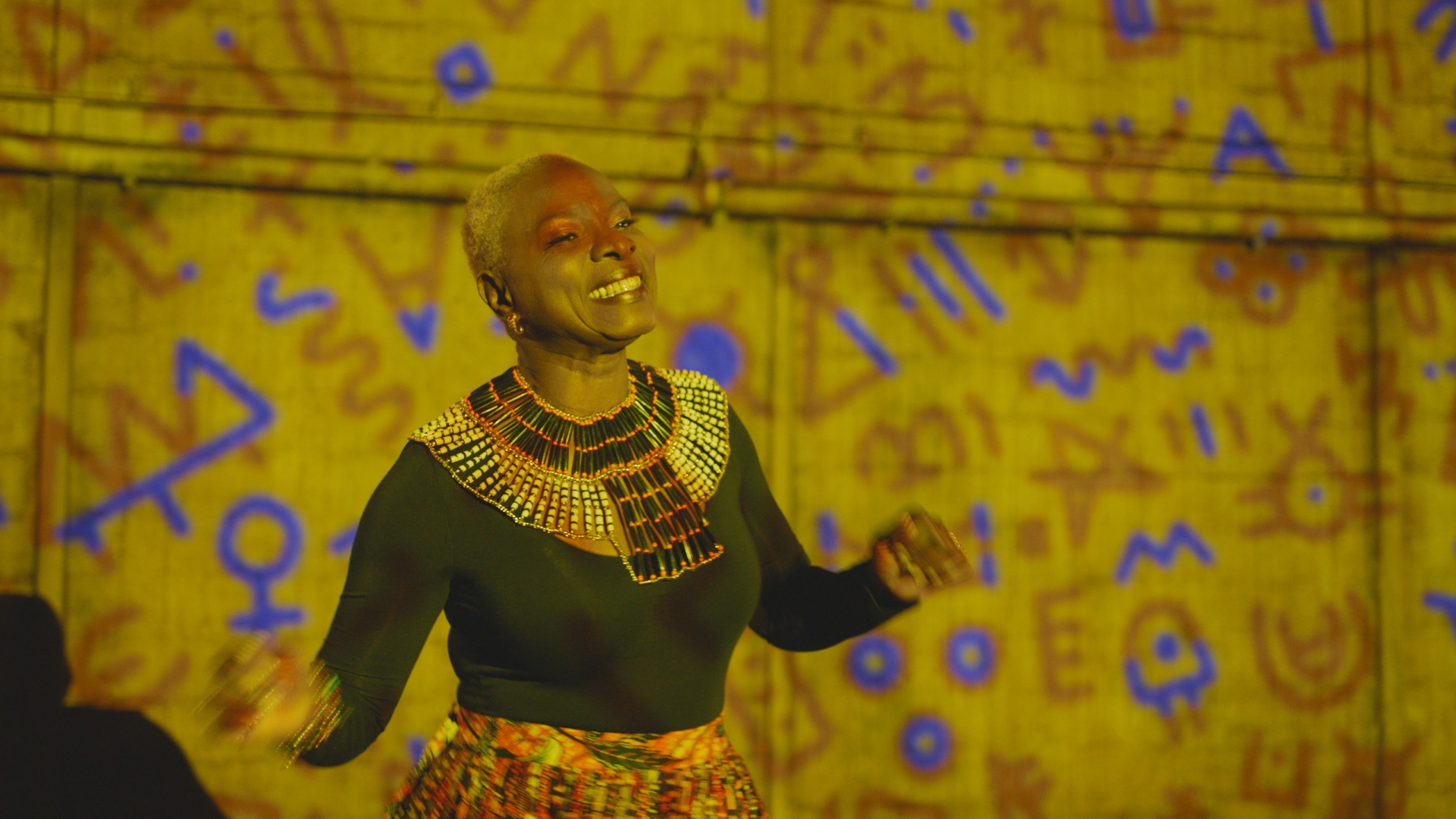 [图]La Vida Es Un Carnaval - Angelique Kidjo