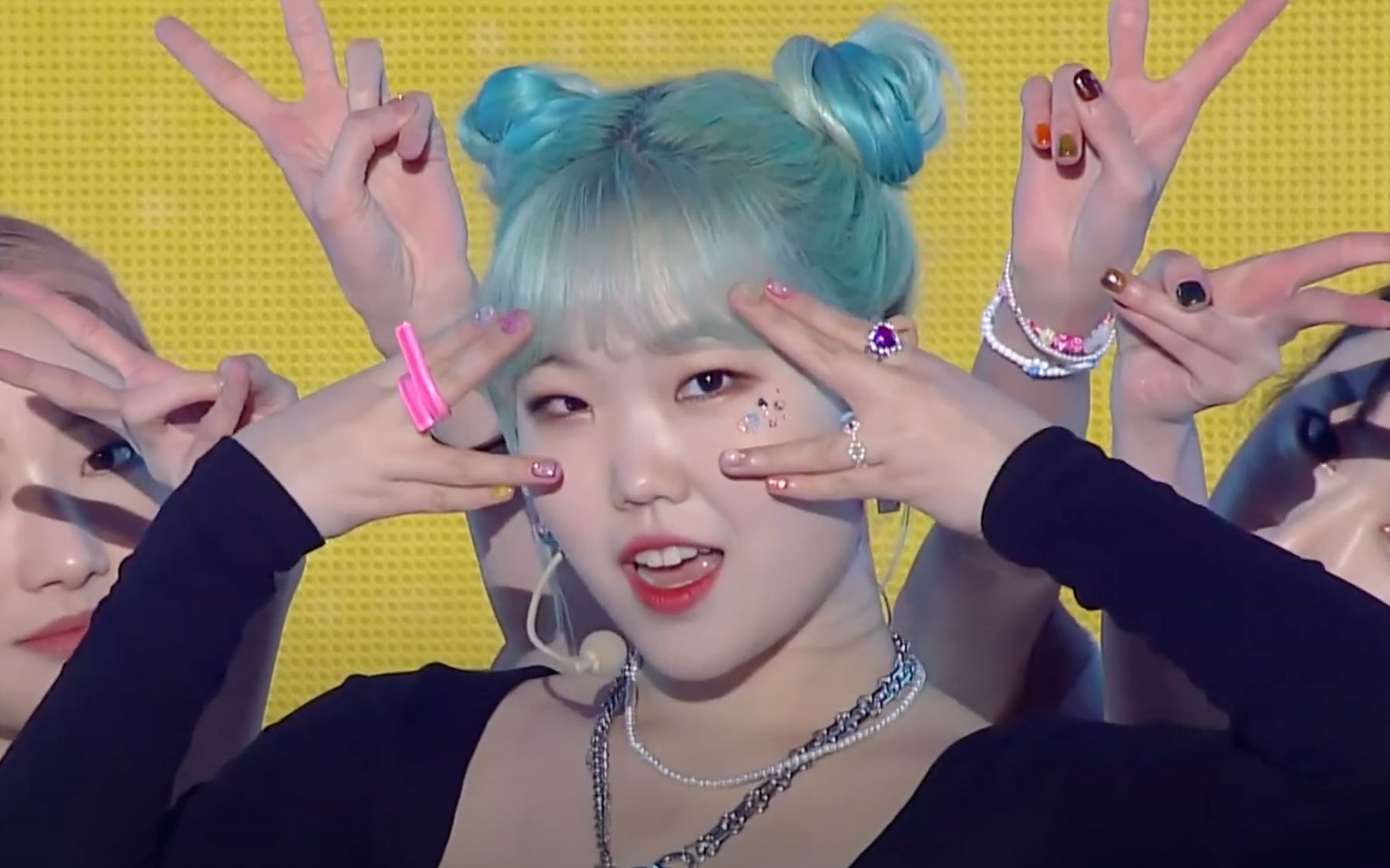 【李秀贤lee suhyun】 - "alien"音乐现场合辑