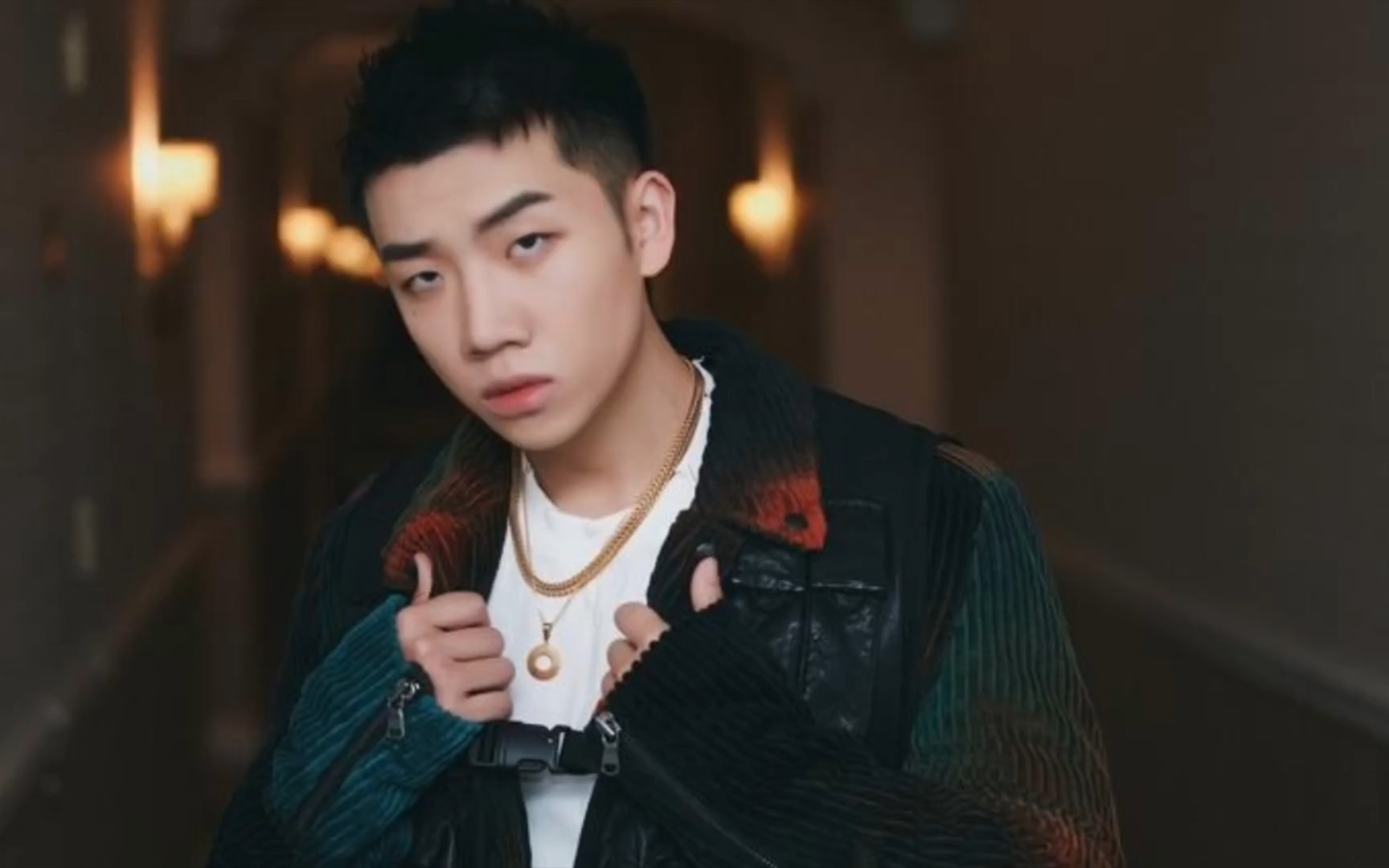 杨和苏 没办法给你们好脸色