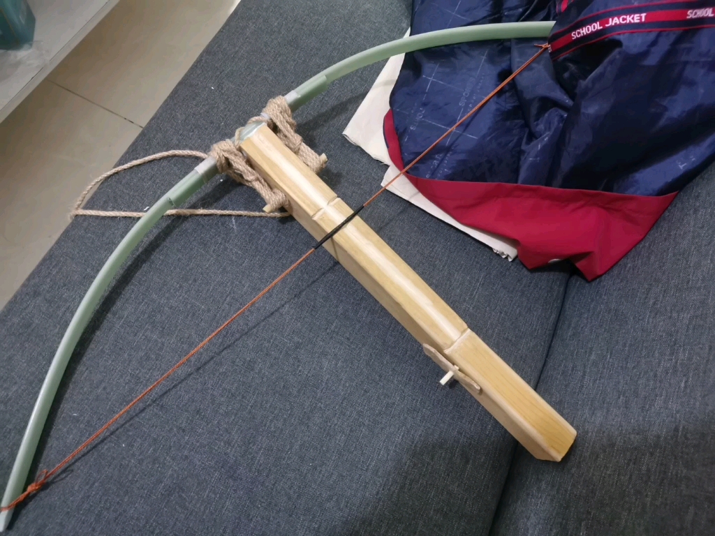 手搓 顶弦式欧弩(玩具,模型)