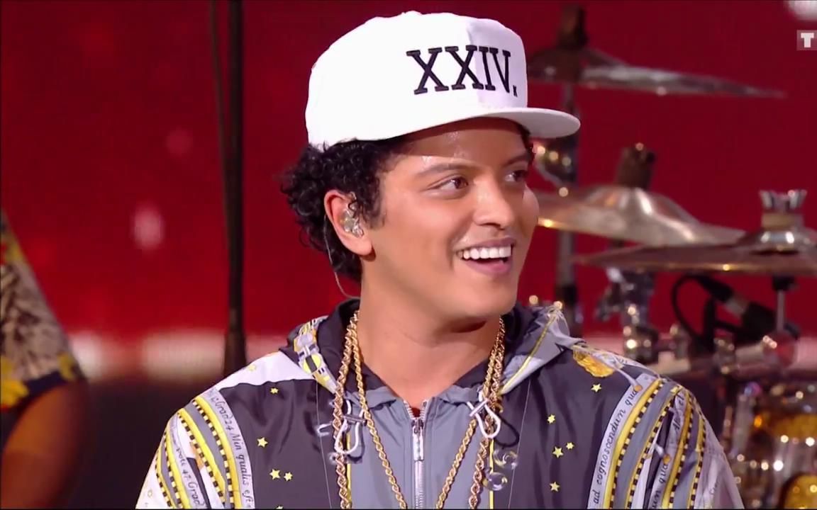 【live】火星哥bruno mars最新法国nrj音乐奖新单表演_哔哩哔哩 (゜
