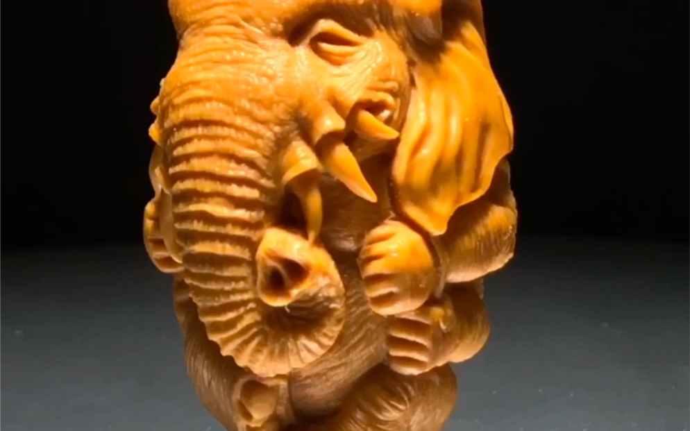 橄榄核雕刻六牙大象请欣赏