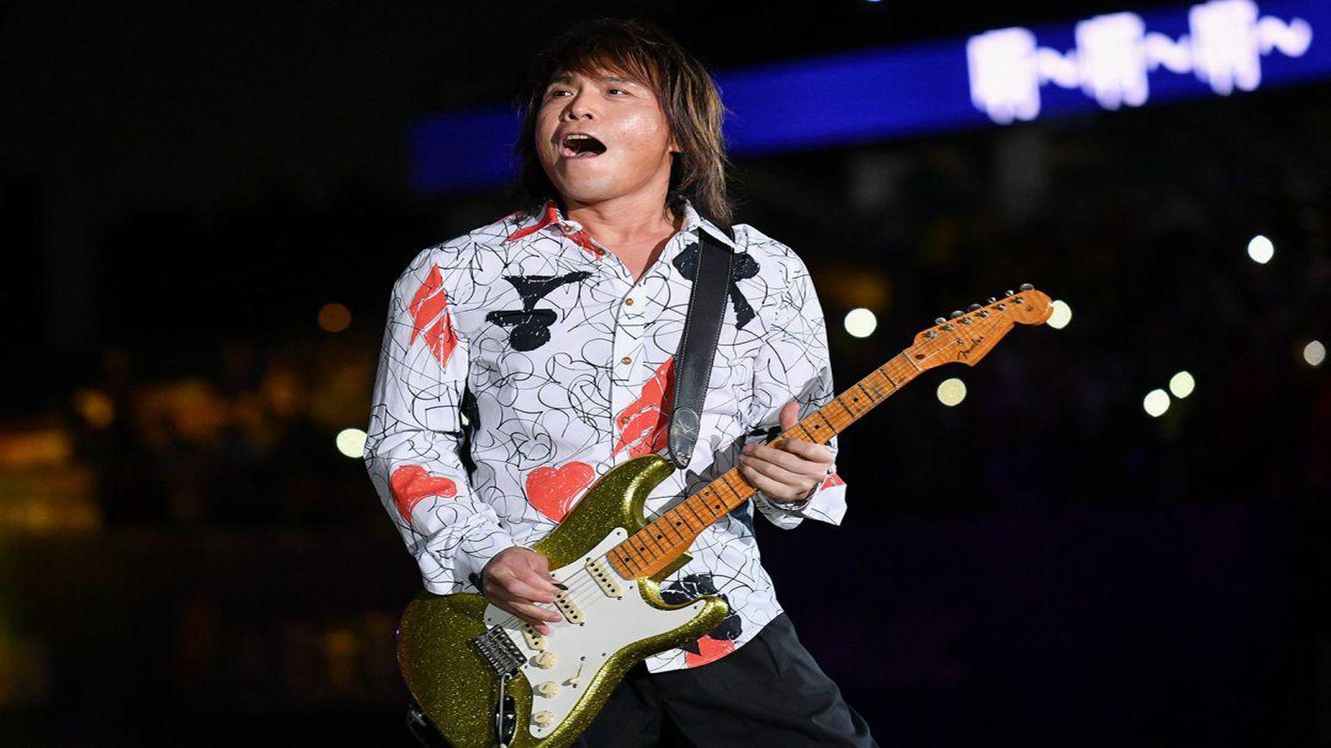 《浪人情歌》没人能唱出伍佰的味道,听了不知道多少遍,经典!