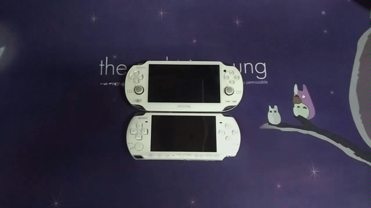 「杂货店」psp3000对比psv1000, psv还是不错的