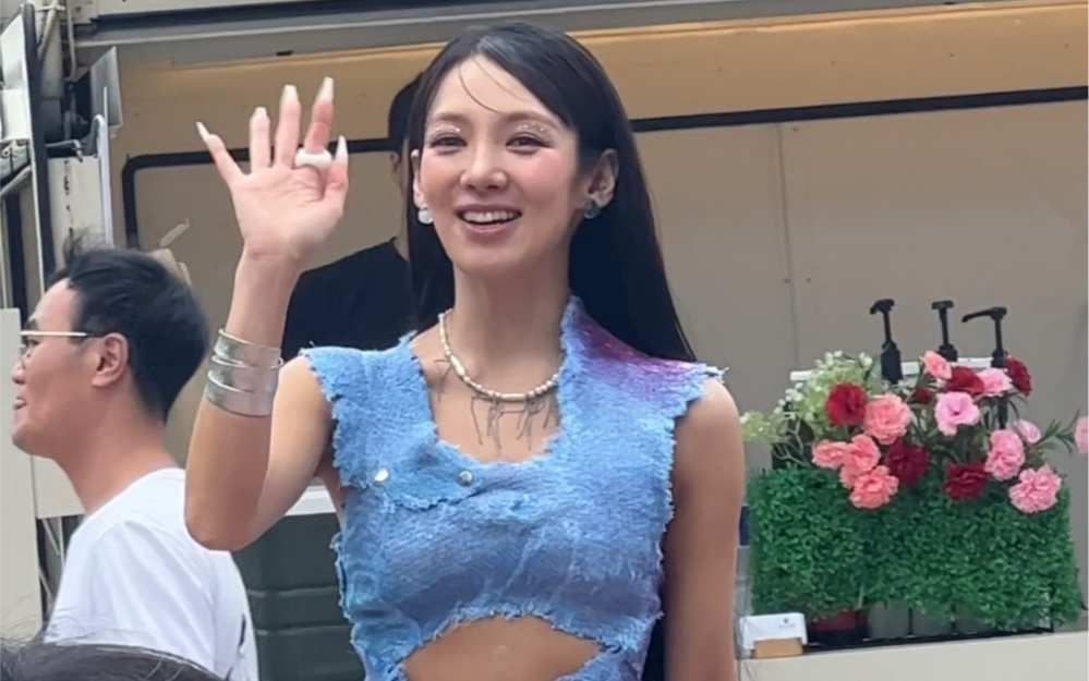 呜呜呜少女时代金孝渊向我告白了