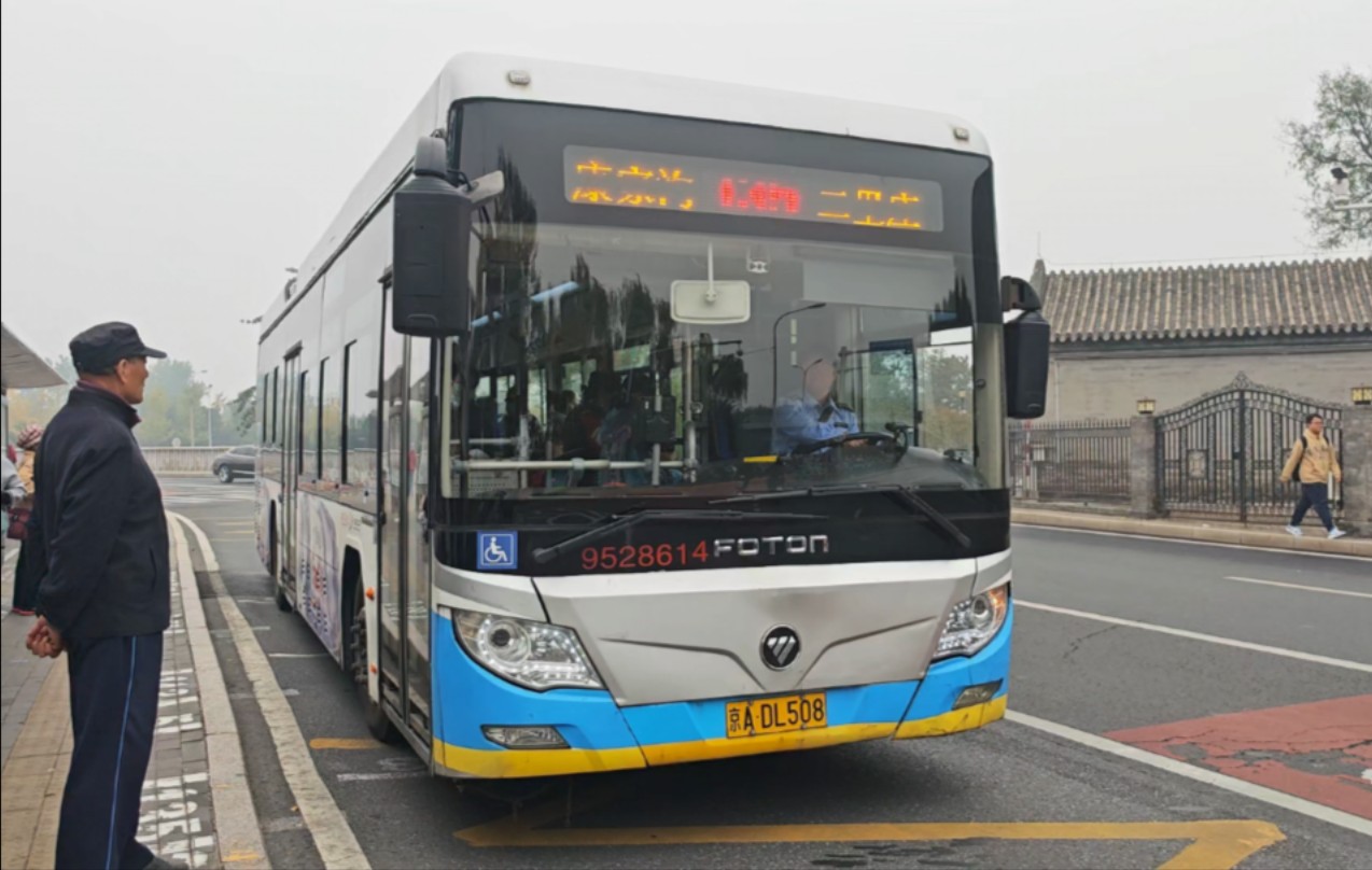 【北京公交】135路bjd-wg120fn 9528614出德胜门站