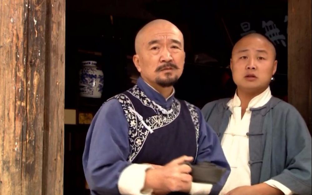 李保田主演的老电影赵本山在里面只露了一样这可能是他最早的电影