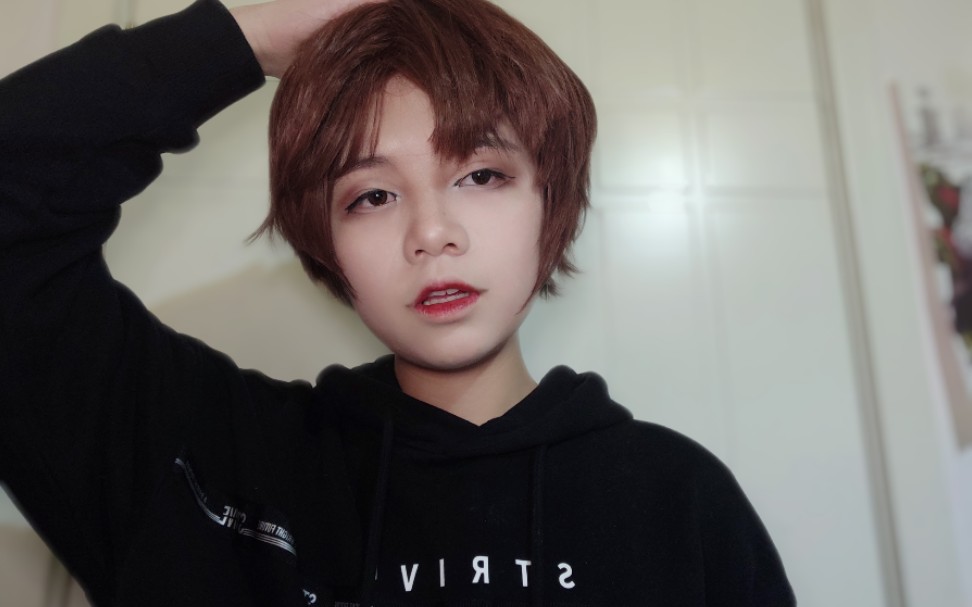新人投稿封面原图适合圆脸cos男装的妆容翻车233