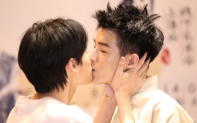 【朱戬x查杰】两次pocky kiss  公主抱等各种近期糖点汇集,执离大旗永