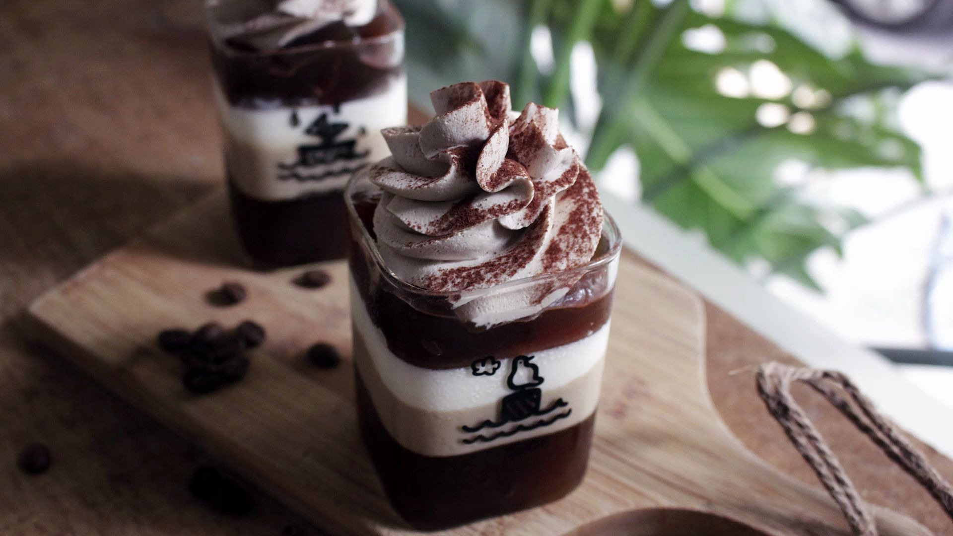 【三色咖啡冻】光喝咖啡不过瘾?试试这样吃