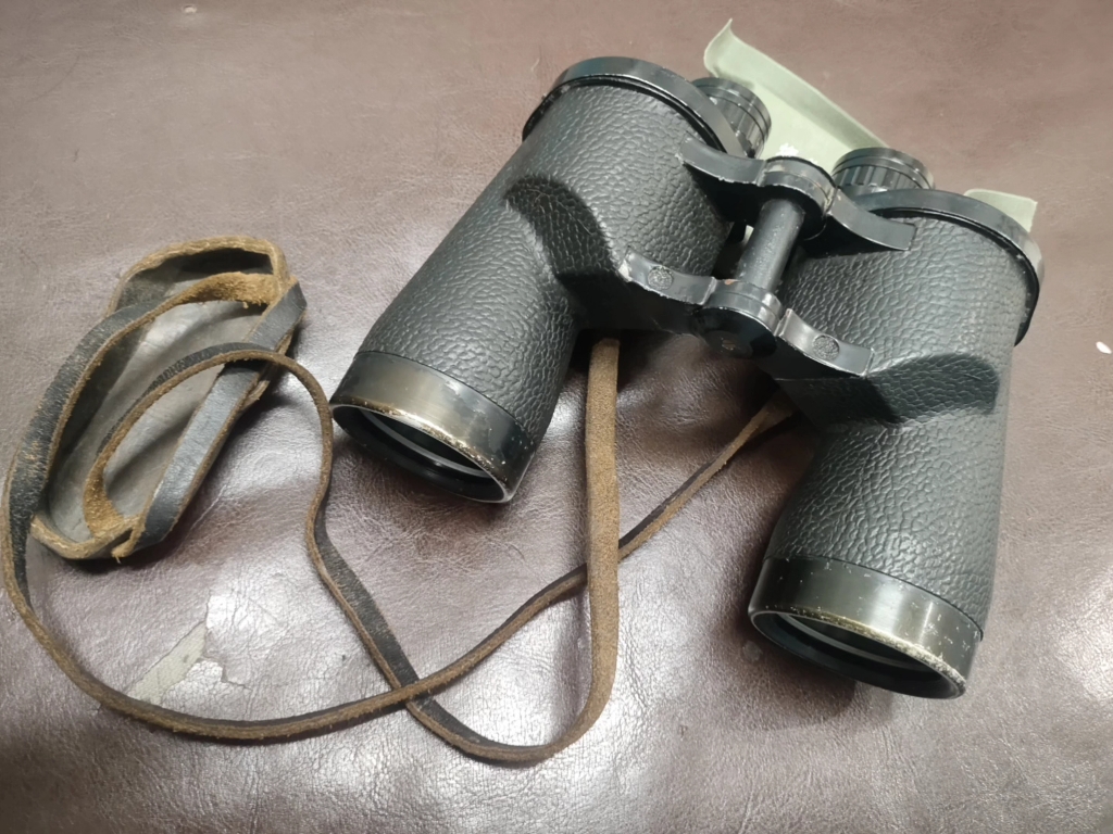 新时期边海防造型的大件,三位数6张多的88式望远镜,1990年生产