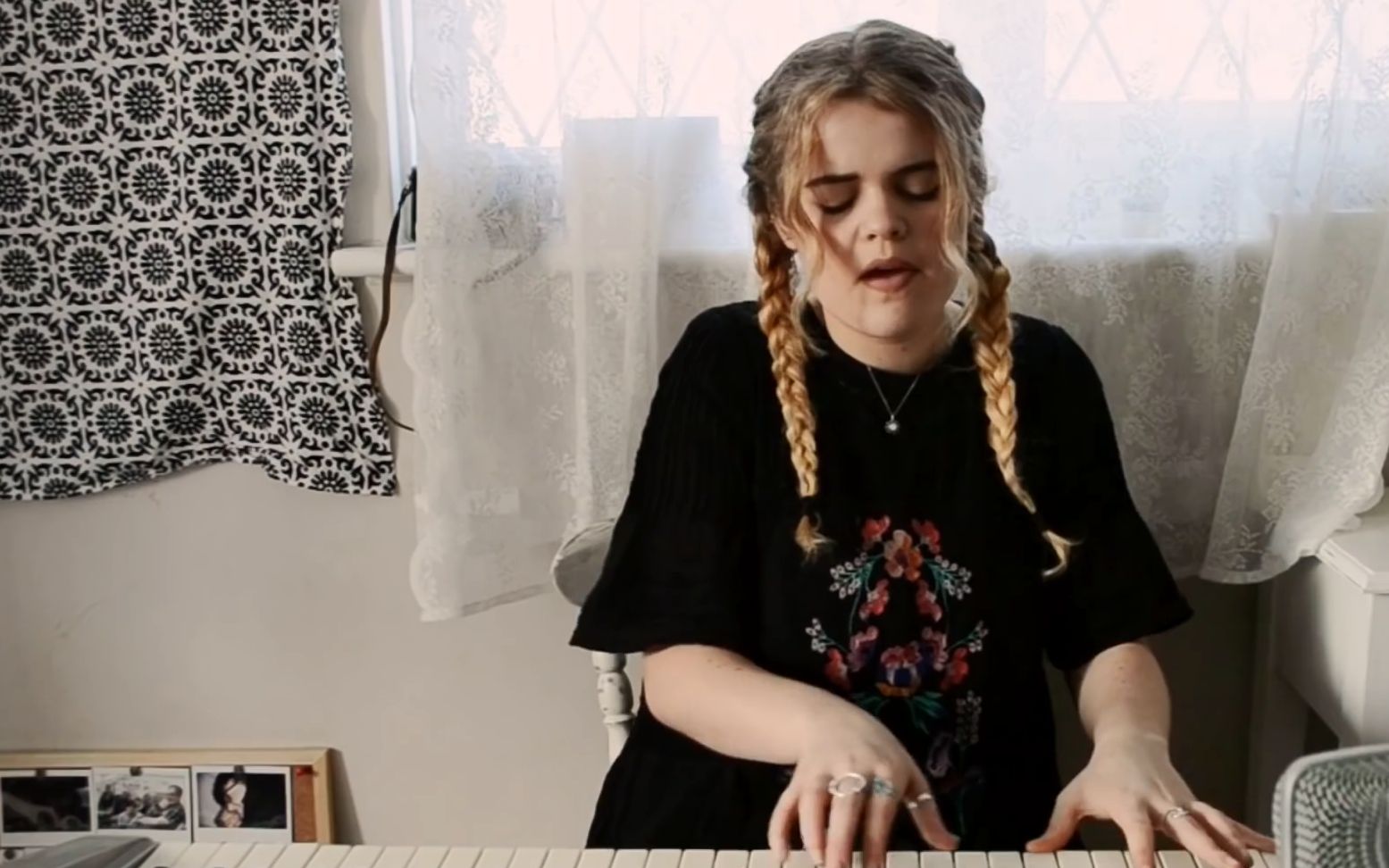 backtodecembertaylorswiftcoverbydaisyclark