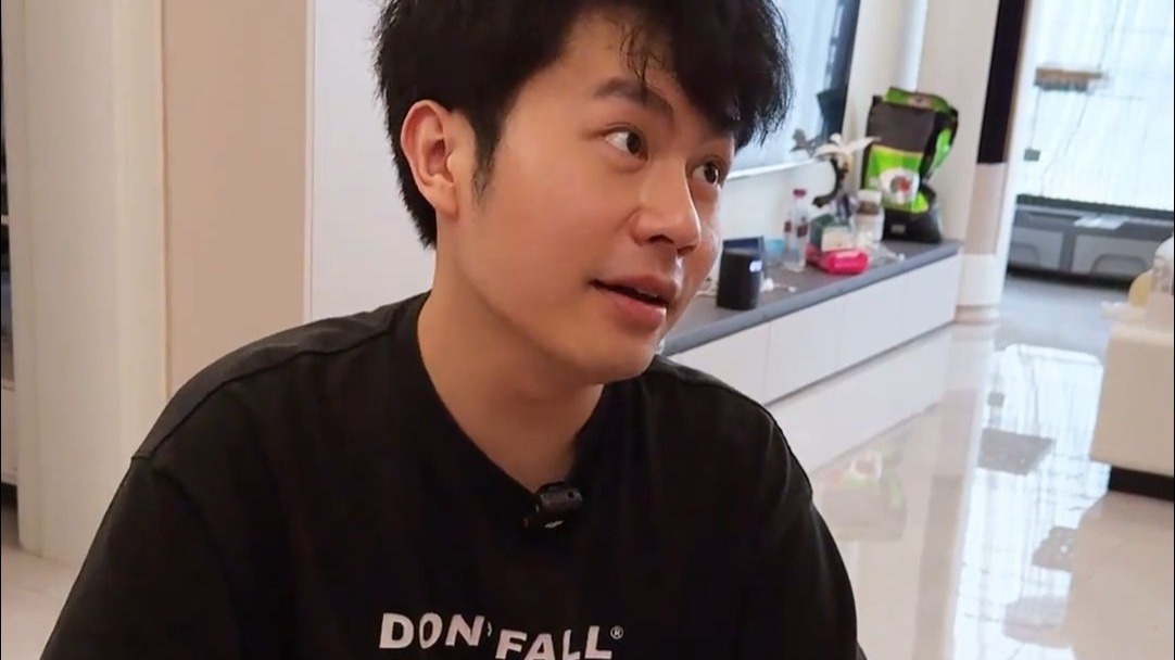 你退一步的包容，我进一步的理解海报