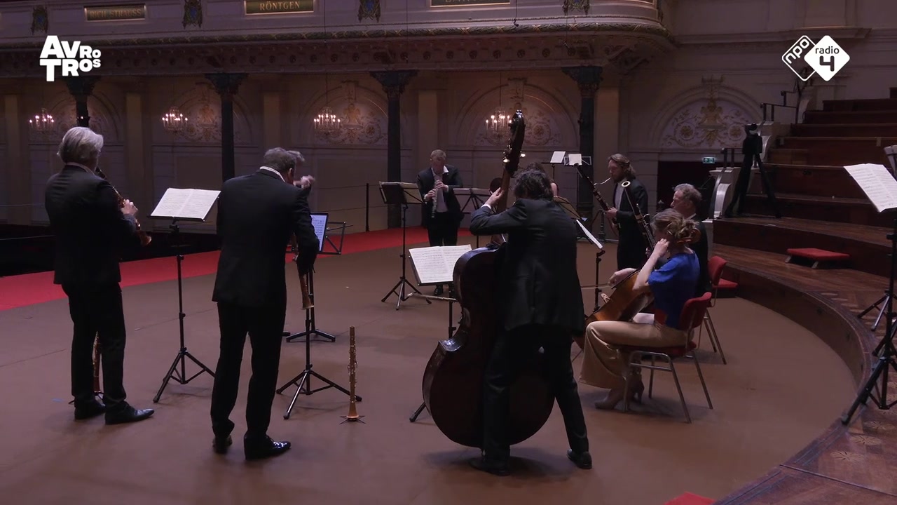 [图]Dvorak Serenade voor blazers op deel Camerata RCO o l v AlexHD