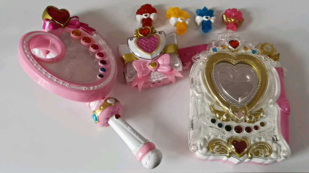 巴啦啦小魔仙之飞越彩灵堡三款玩具联动玩法演示 吸色魔法手镯 魔法