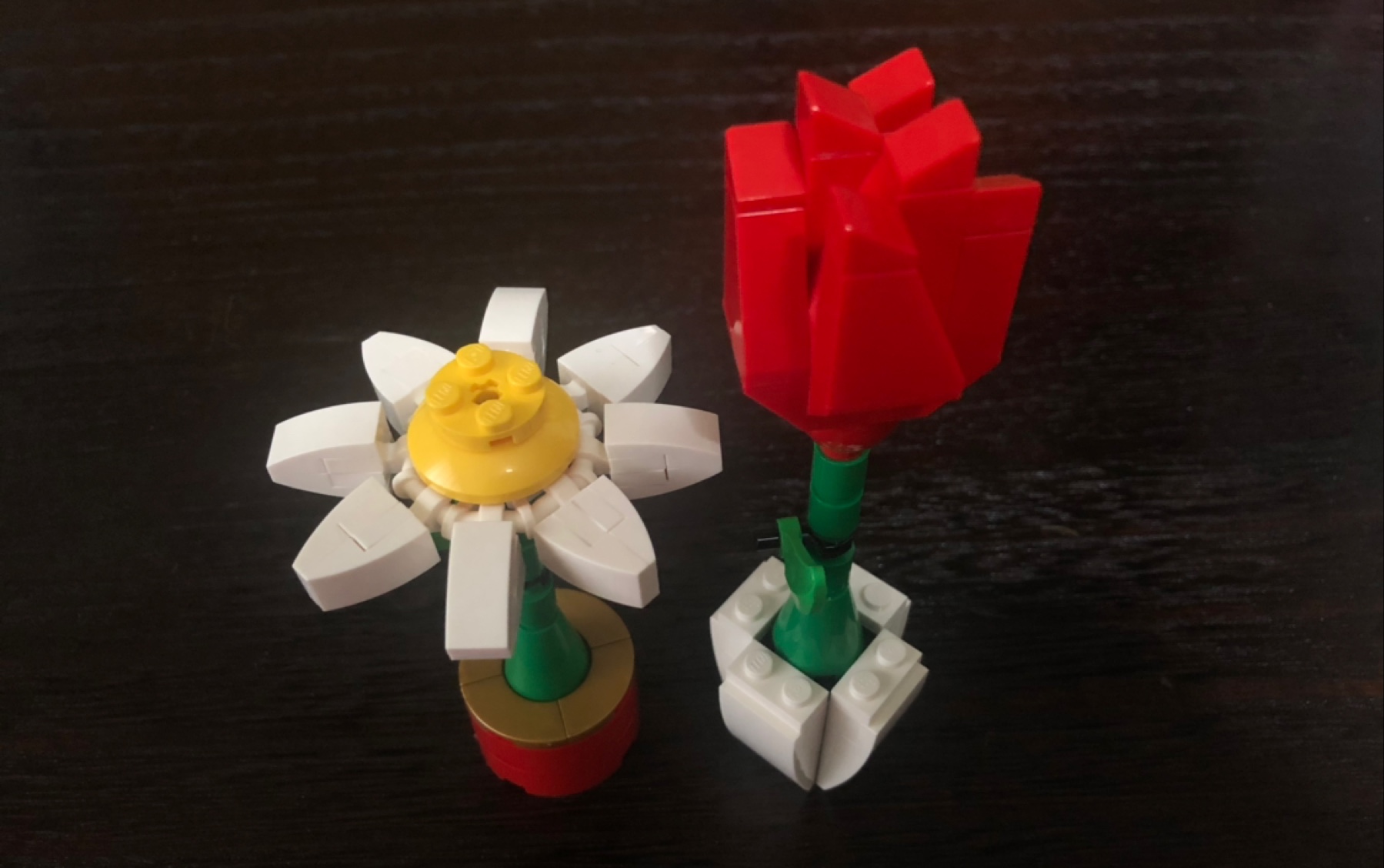 【玩具】拼乐高漂亮小花花的日常(型号40187)