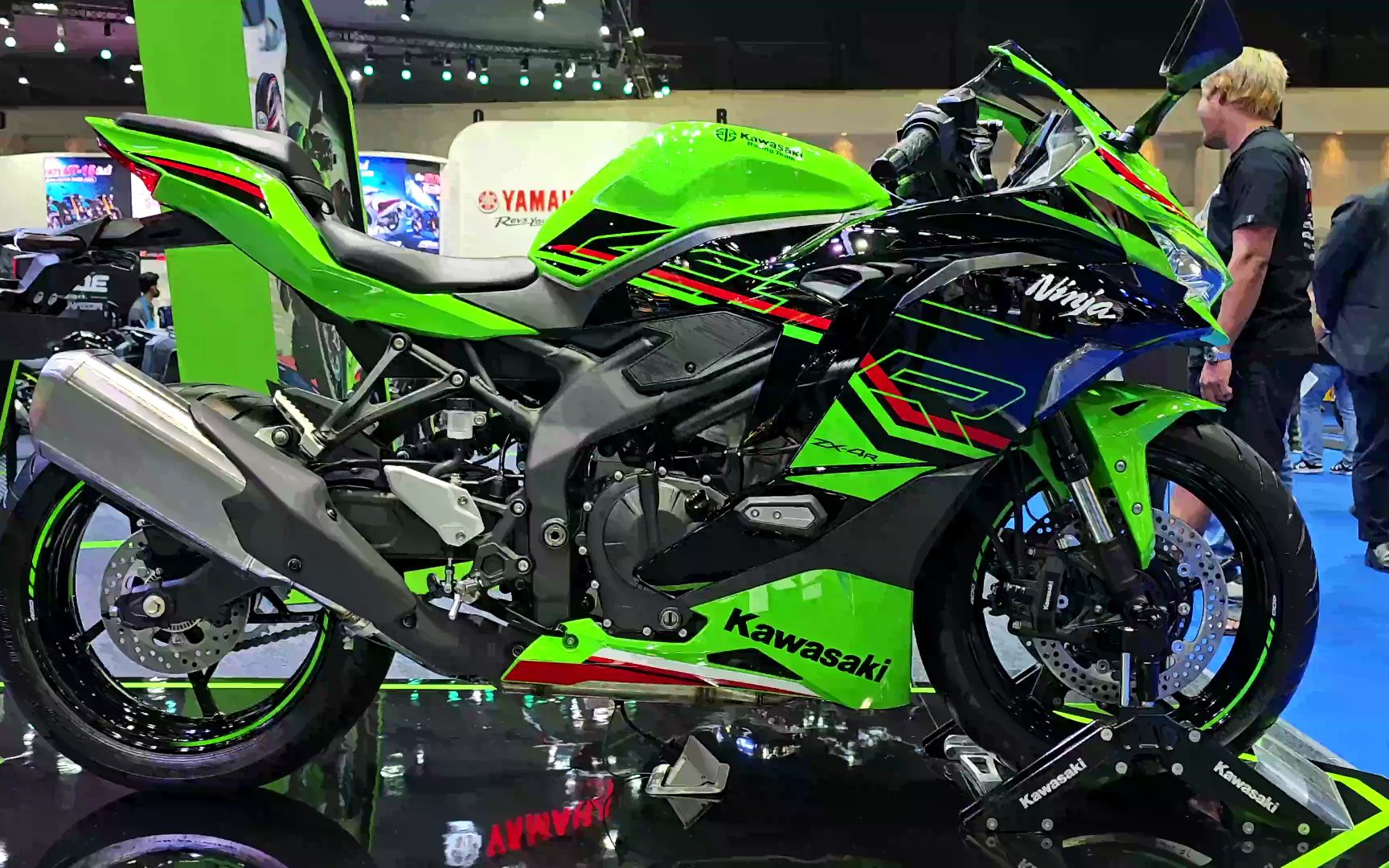 全新2023款川崎忍者ZX4R SE哔哩哔哩bilibili