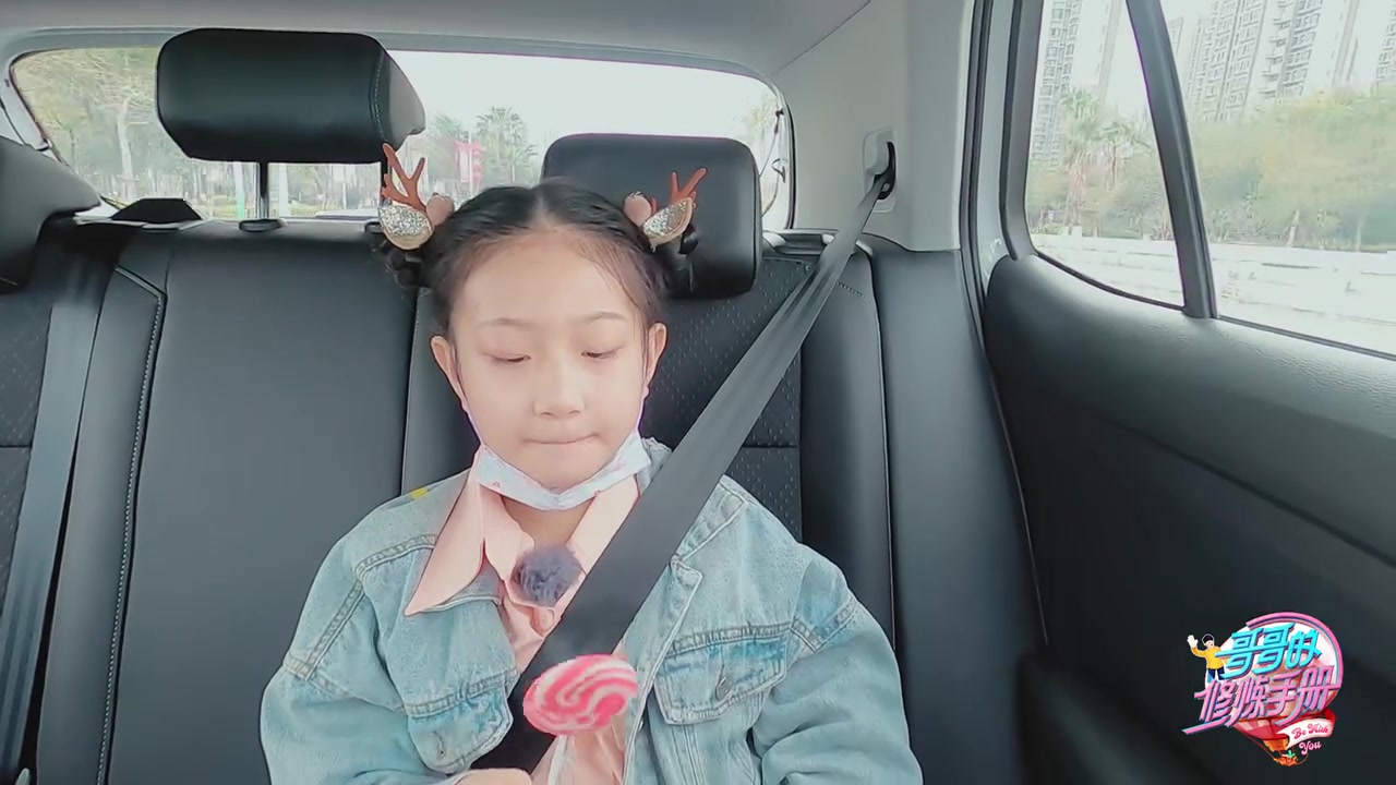 黑泽&李雨函cut:黑泽兄妹蒙眼穿搭挑战_哔哩哔哩_bilibili