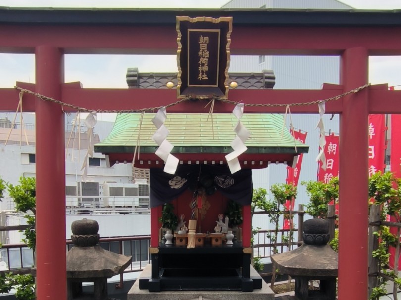 探访朝日稻荷神社 天气之子中屋顶鸟居的原型哔哩哔哩bilibili