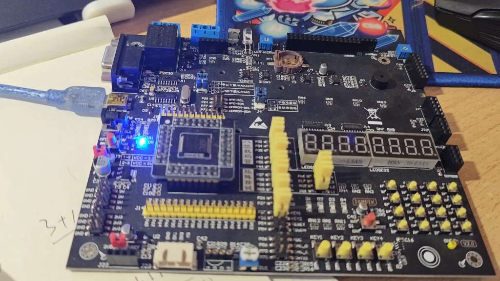 51单片机蜂鸣器播放音乐