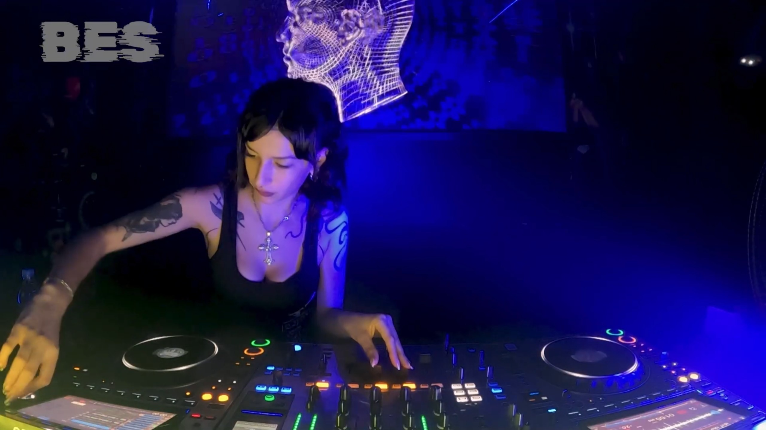 MARTINA HØBELAR - HARD TECHNO / SCHRANZ SET | BES RAVE | ARGENTINA
