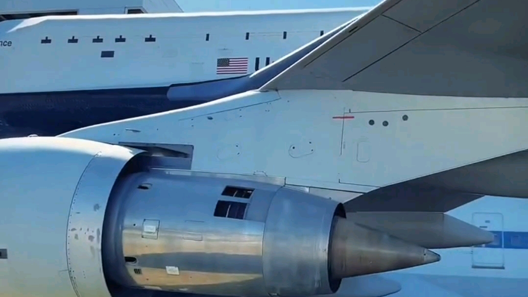 1976年被nasa深度改造的波音747sca航天飞机载机编号注册号n905na已有