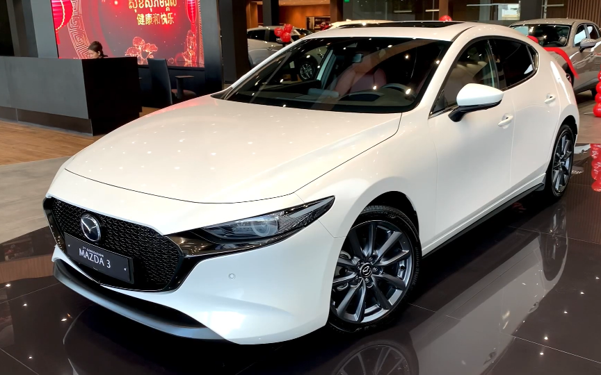 2024款马自达3两厢版 外观和内饰细节