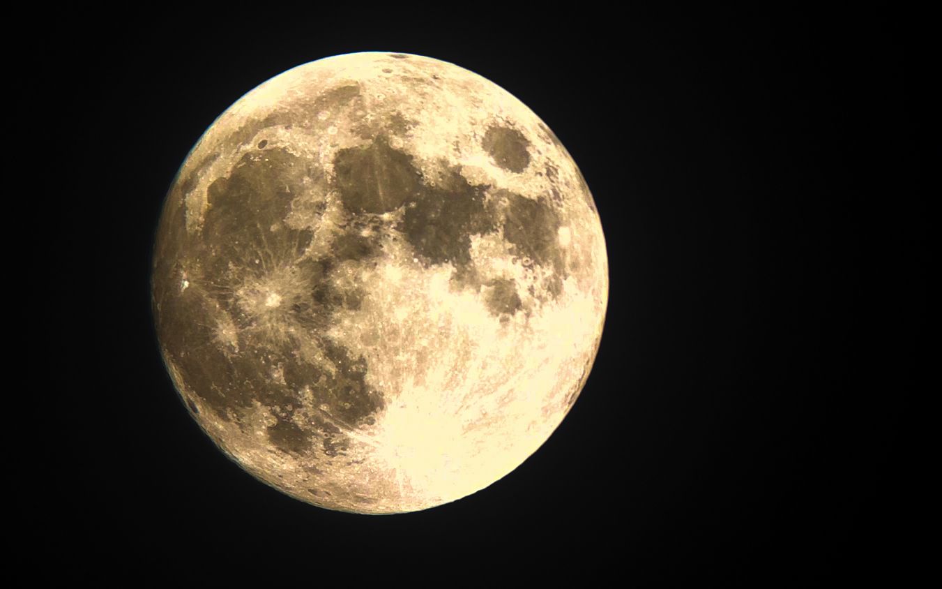 小米10拍摄月亮是种什么体验