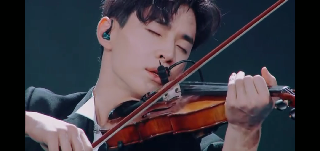 刘宪华despacito小提琴演奏