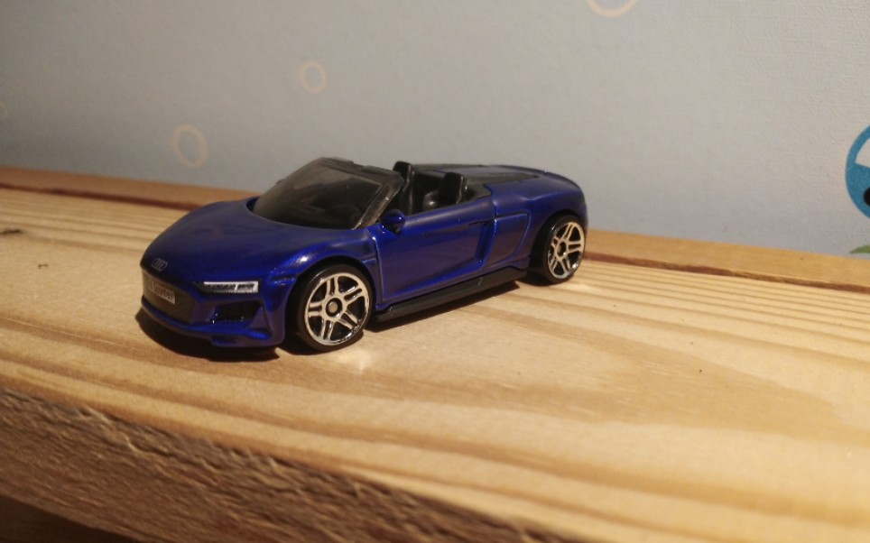 特别精致的风火轮奥迪r8spyder,开箱测评