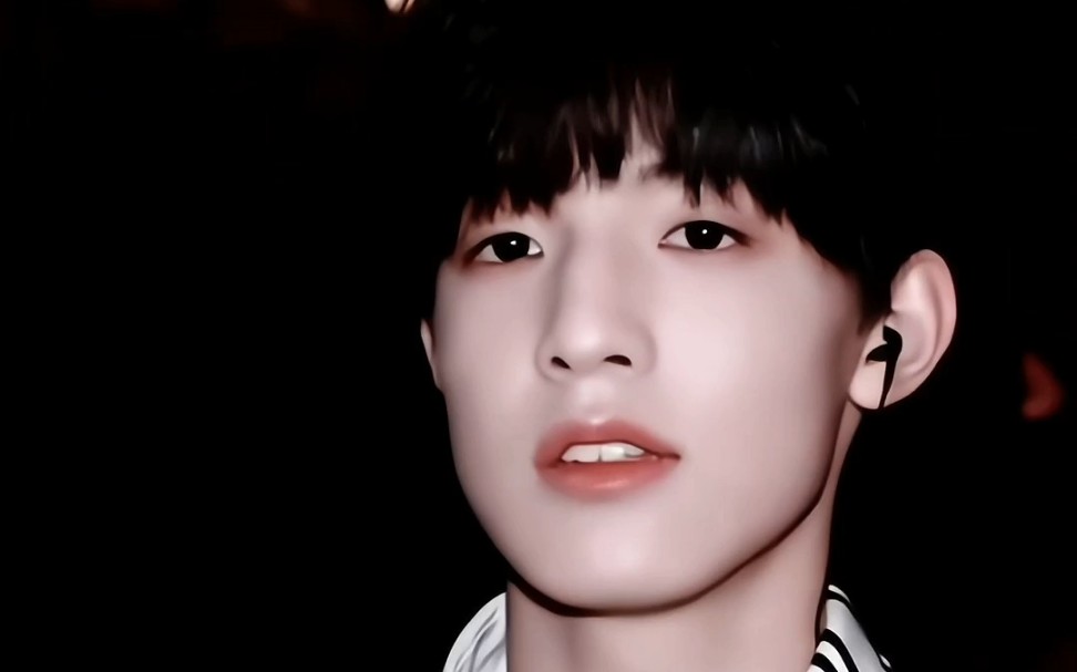 【张泽禹】跳女团舞的小狗眼睛亮晶晶!