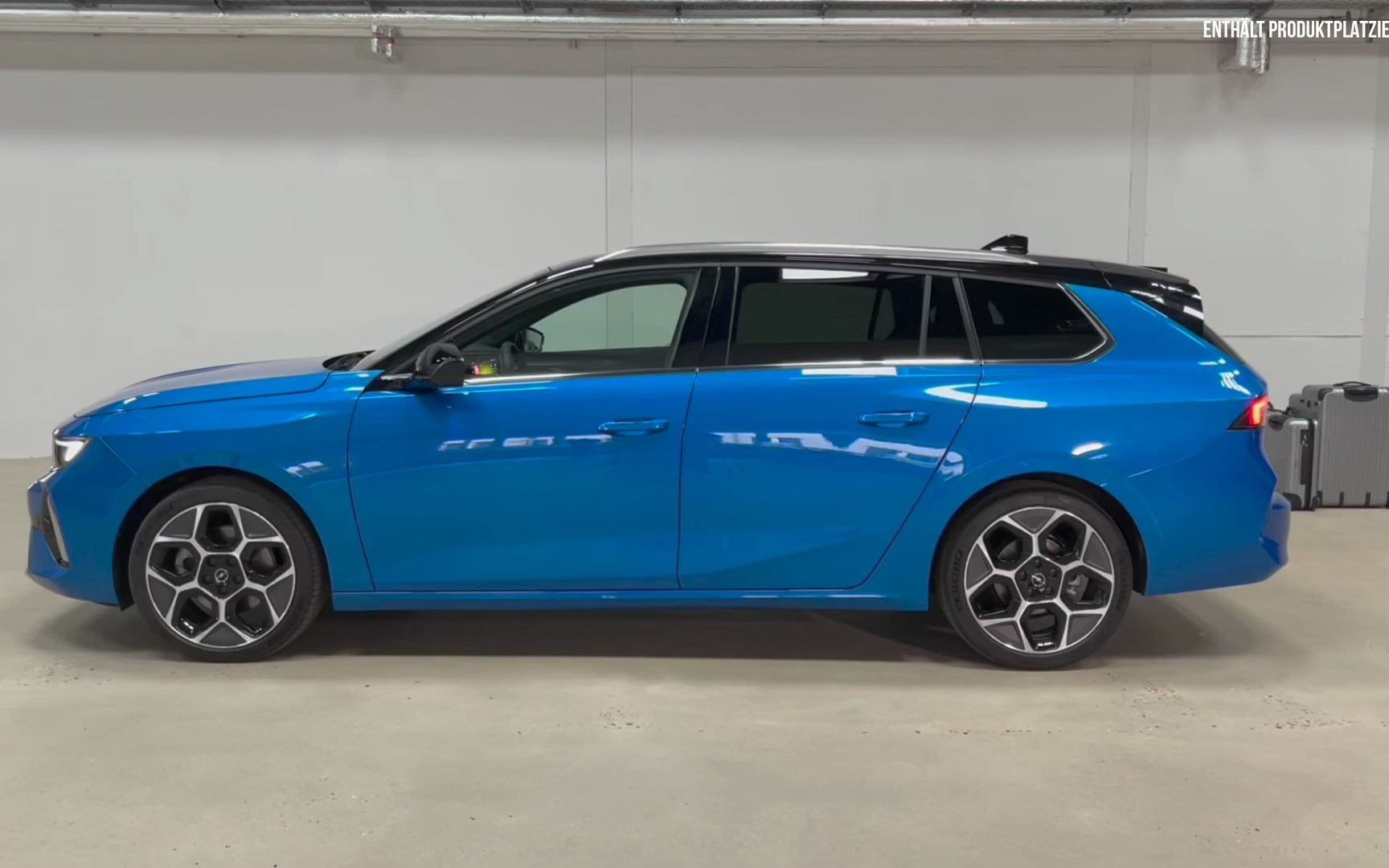 欧宝astralsportstourer2022旅行车