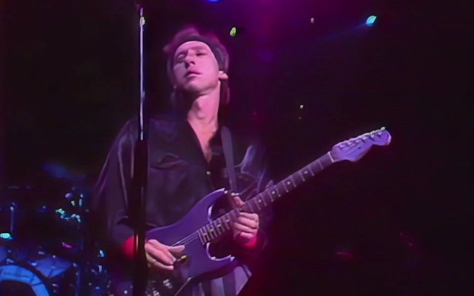 [图]Dire Straits - 1986 Sydney Entertainment Centre 【AI Version 4K】