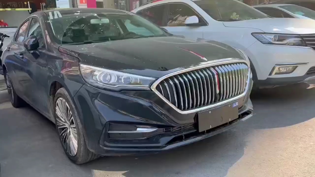 红旗h5 高端 b级车型19寸轮毂