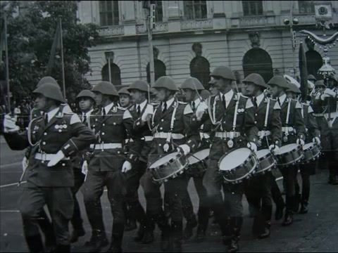 [图]东德军乐 Parademarsch des Wachregiments Feliks Dzierzynski