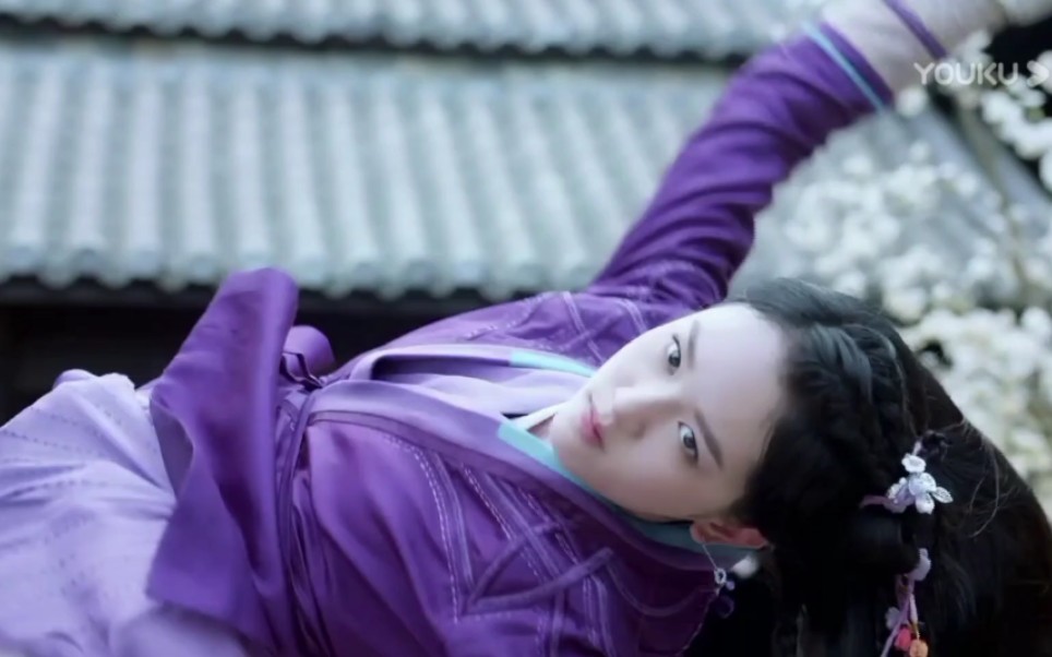 山河令  阿湘 鬼主大人坐下的无心紫煞怎么可能只是一个普通的丫环