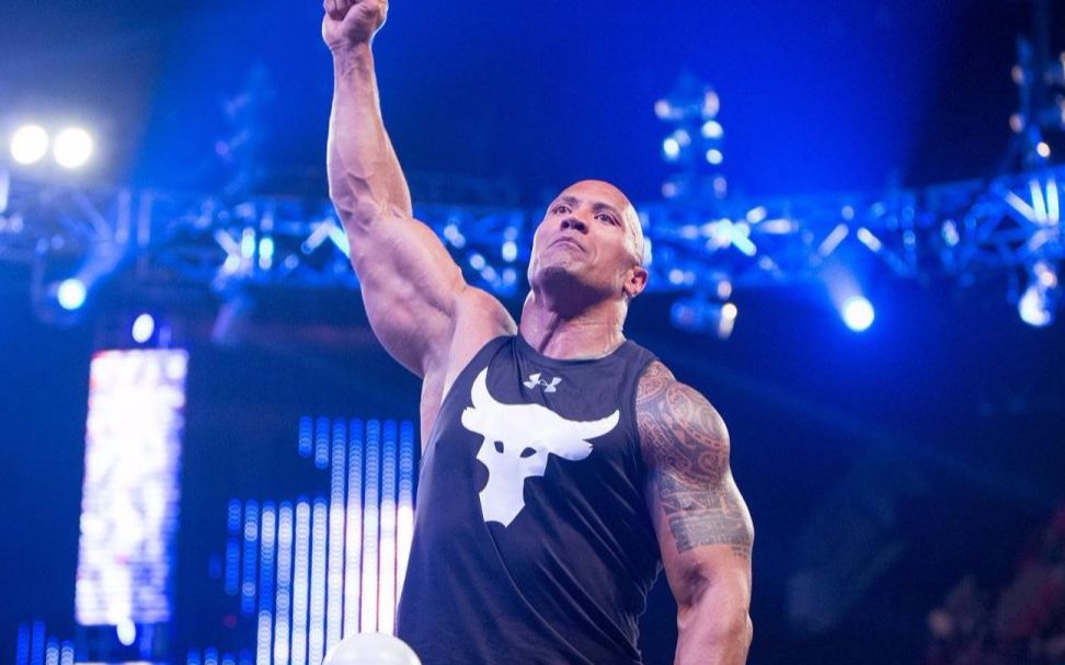 巨石强森再回wwe狂妄巨星惹众怒9月30日新鲜摔角要闻