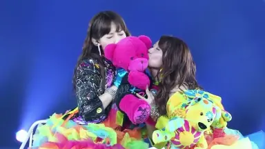 大岛优子小嶋阳菜横山由依-哔哩哔哩_Bilibili