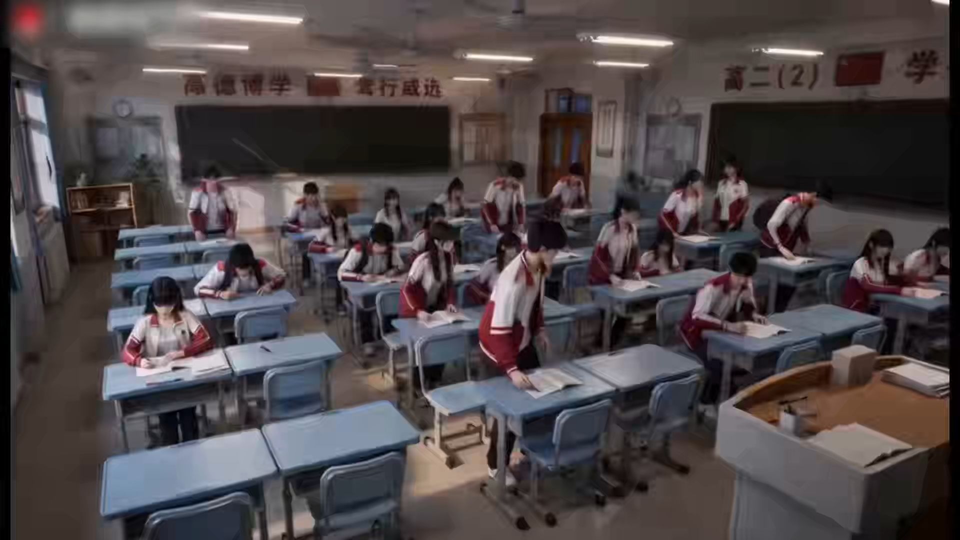 全校都以为他们云泥之别,没人知道他们住在一起