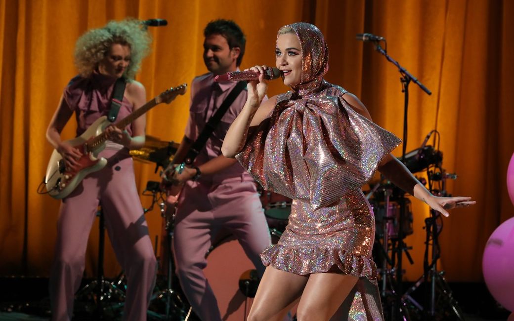 水果姐katy perry截至目前五次做客《ellen show》表演现场合集 (2008